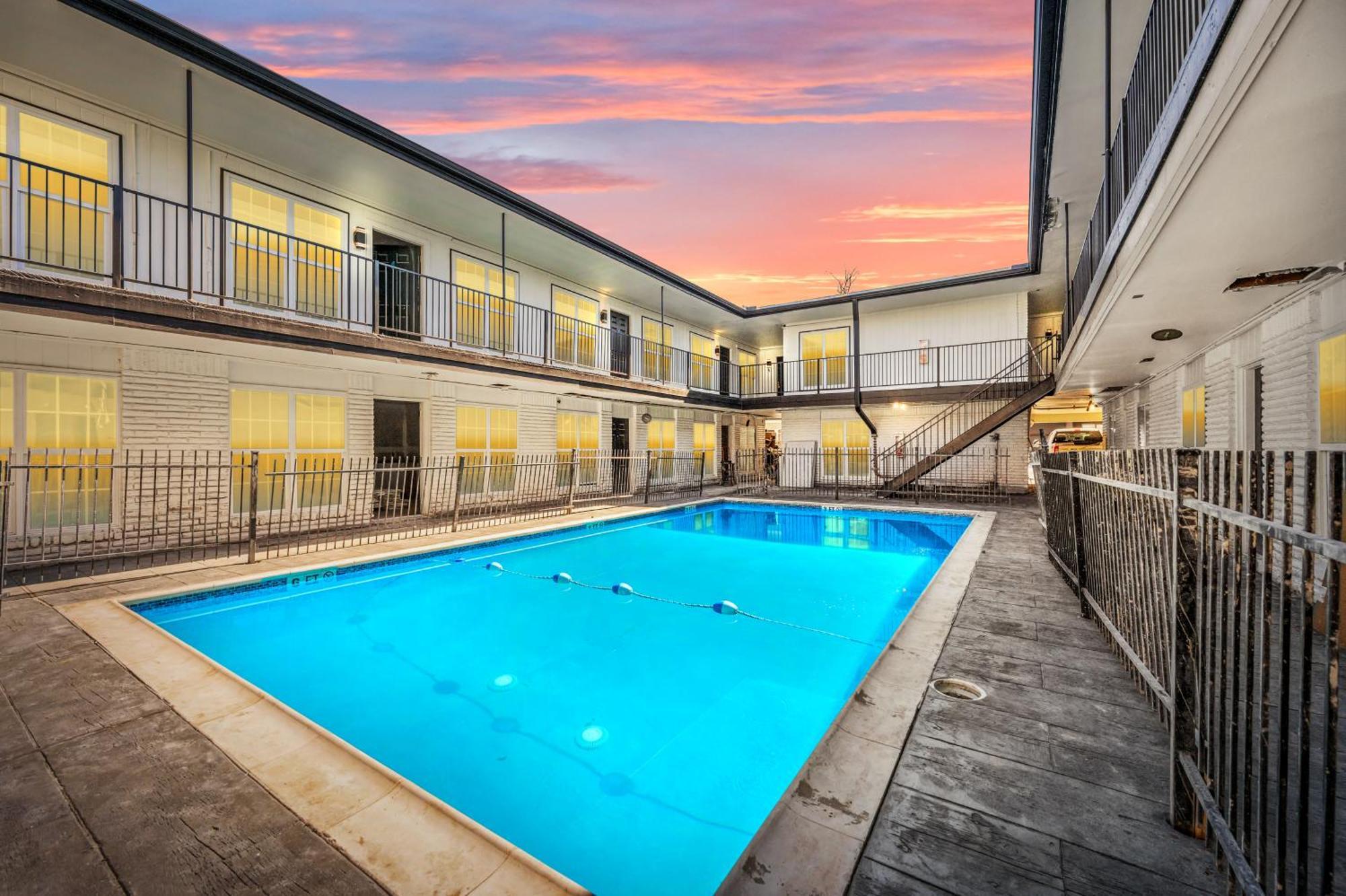 Cute And Stylish 1Br Apt With Pool & Free Park Houston Esterno foto